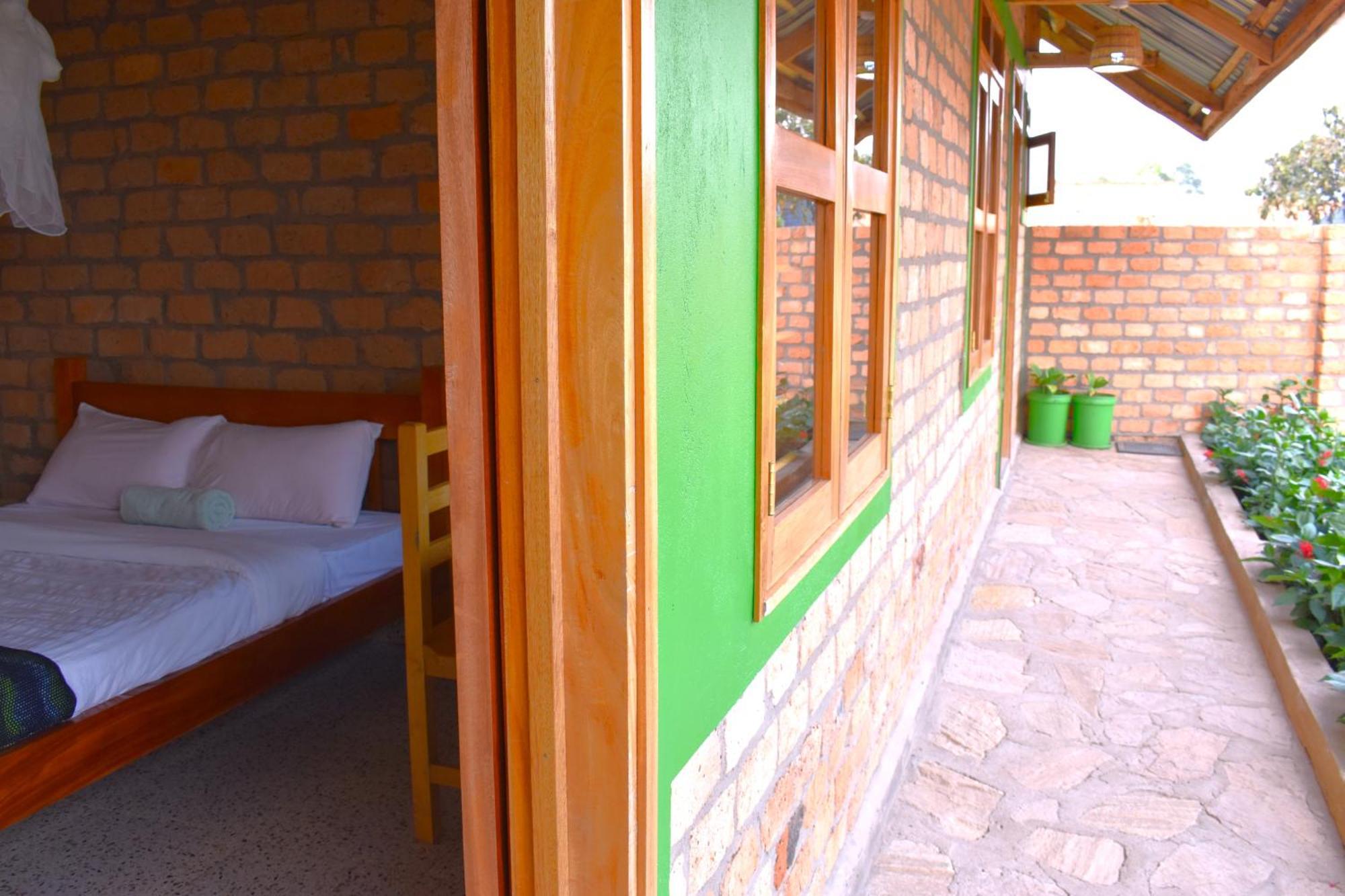 Iziba Lodge - Hoima 外观 照片
